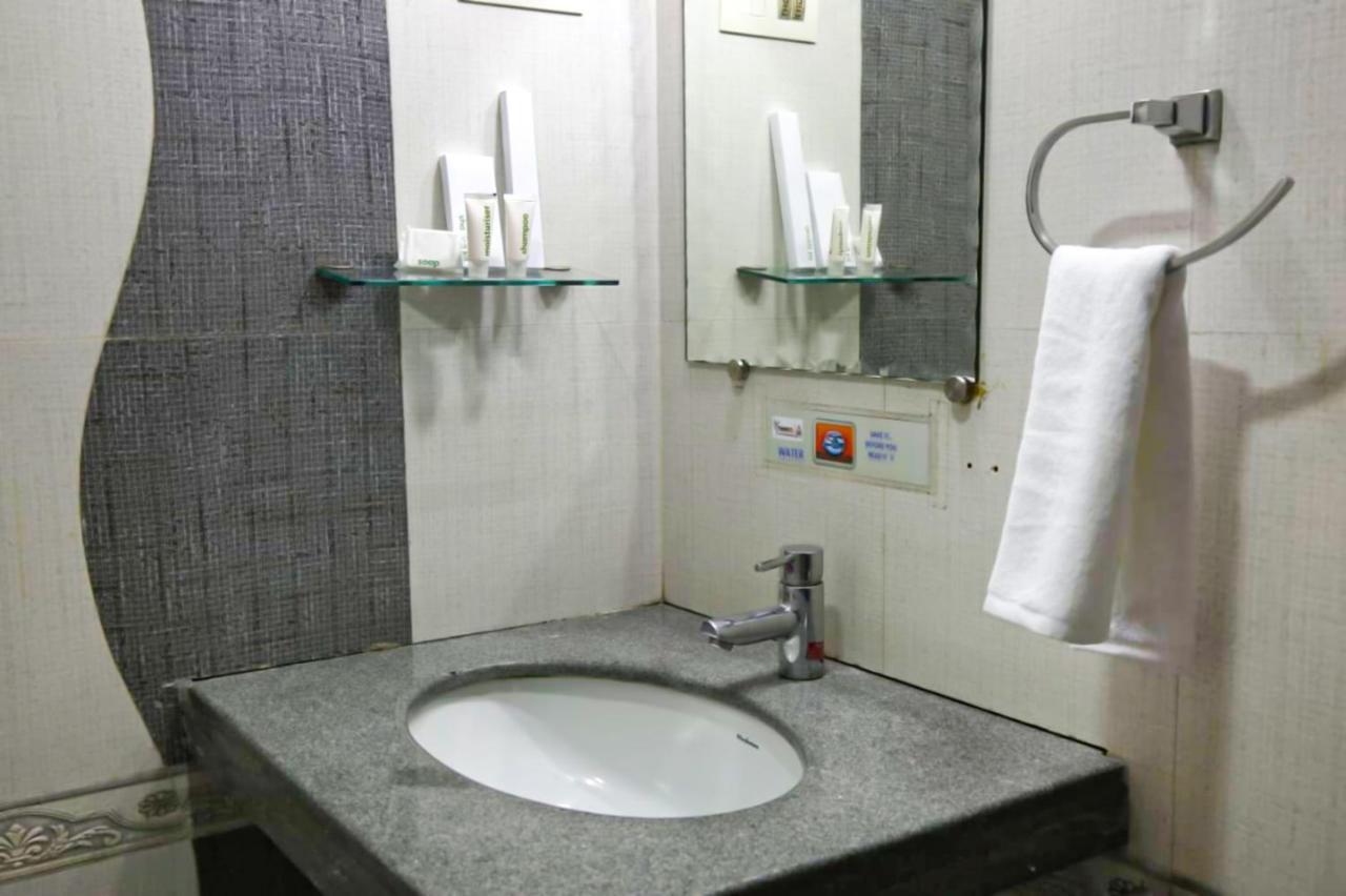 Fabhotel Sai Prasad Apartments Mumbai Kültér fotó